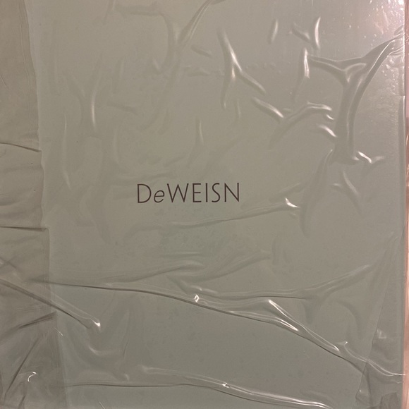 rechargeable lighted makeup mirror - Picture 3 of 6